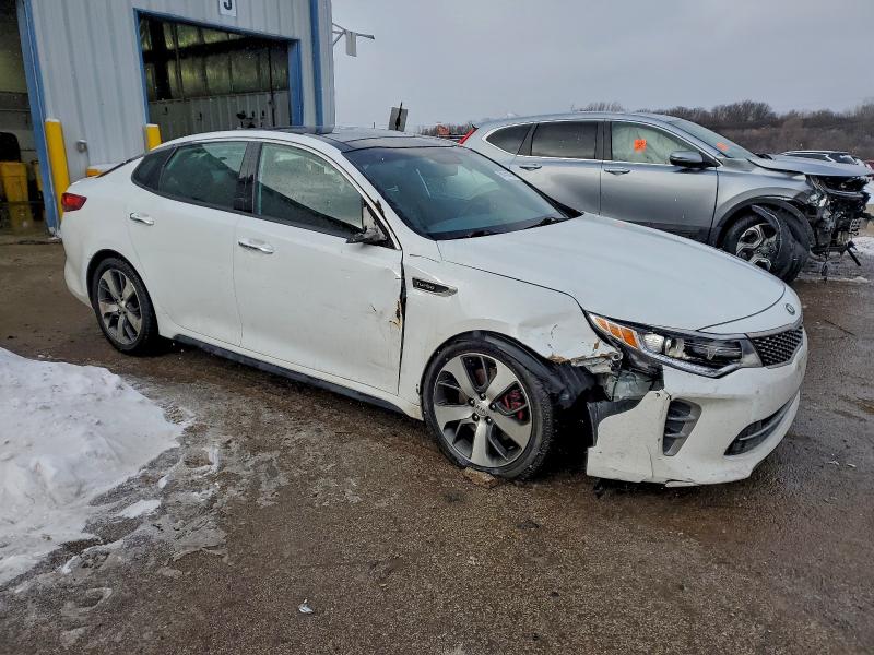 Фото 4 - KIA OPTIMA