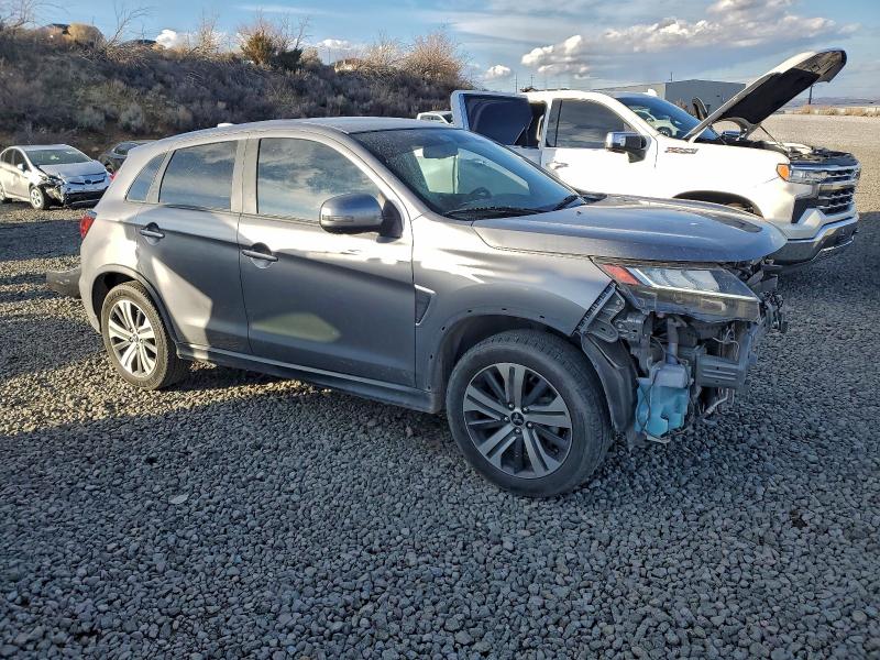 Фото 4 - MITSUBISHI OUTLANDER