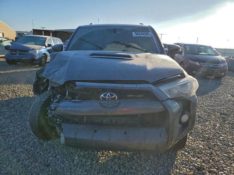 Фото 5 - TOYOTA 4RUNNER