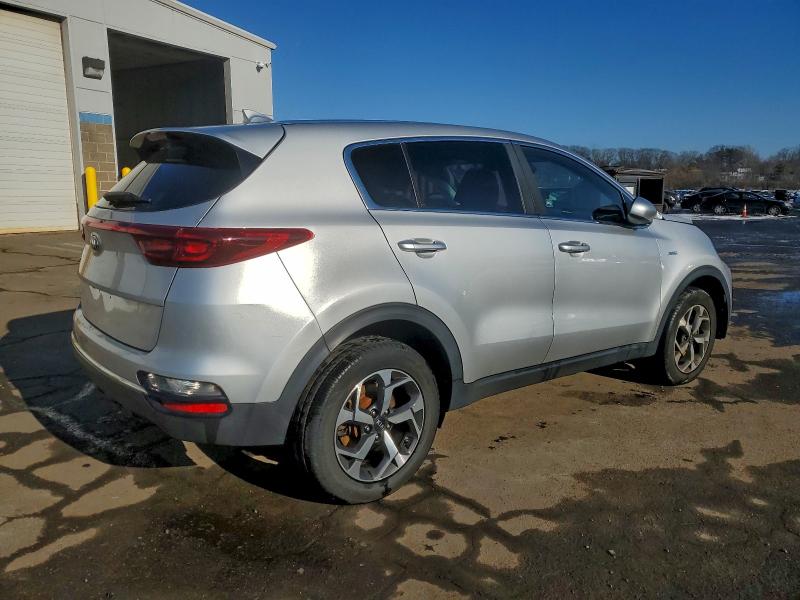 Фото 3 - KIA SPORTAGE