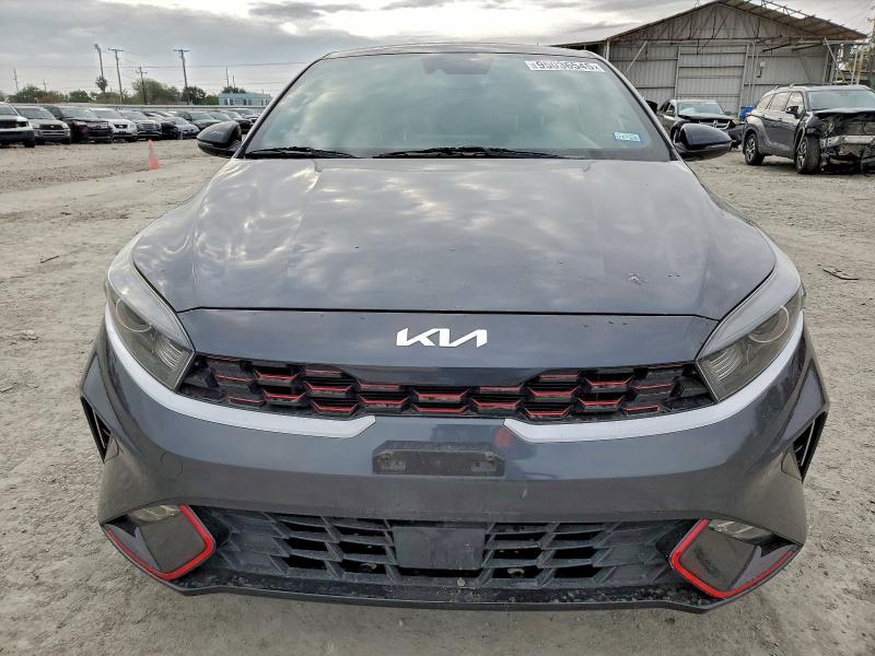 Фото 5 - KIA FORTE