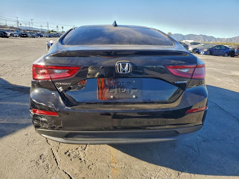 Фото 6 - HONDA INSIGHT