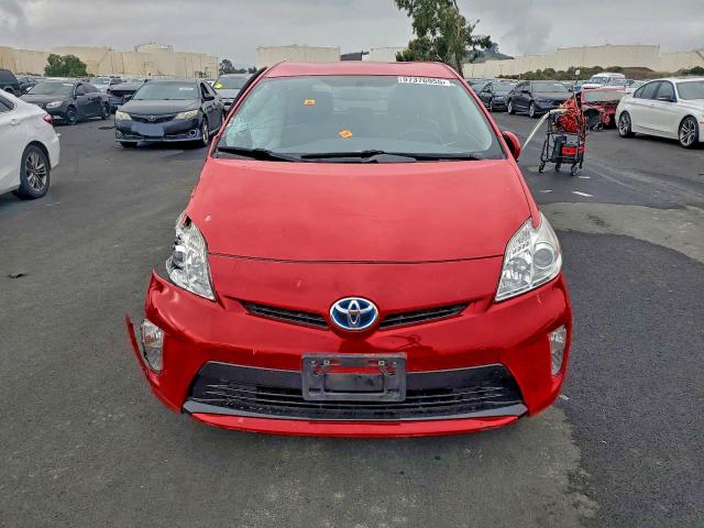 Фото 5 - TOYOTA PRIUS