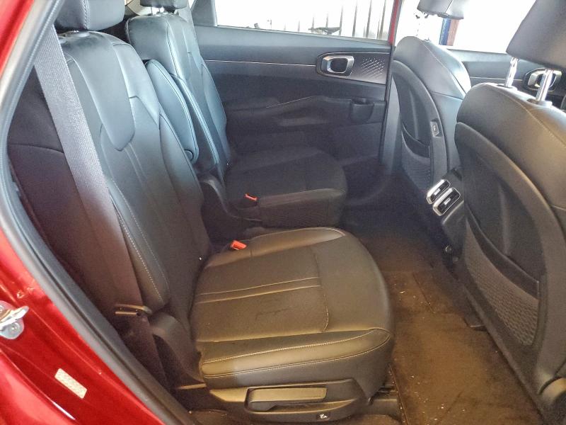 Фото 11 - KIA SORENTO