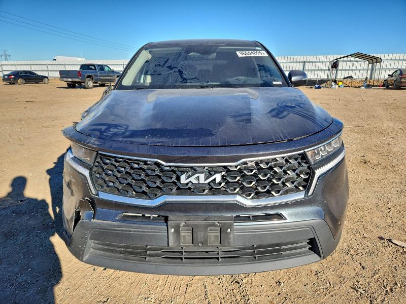 Фото 5 - KIA SORENTO