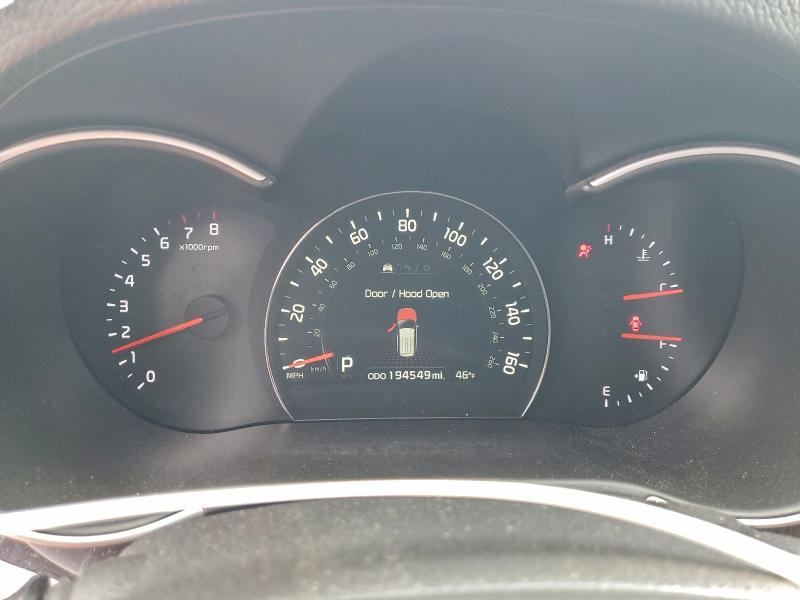 Фото 9 - KIA SORENTO