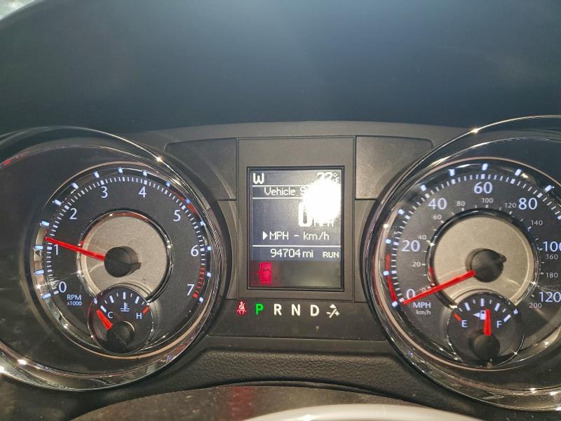 Фото 9 - CHRYSLER MINIVAN