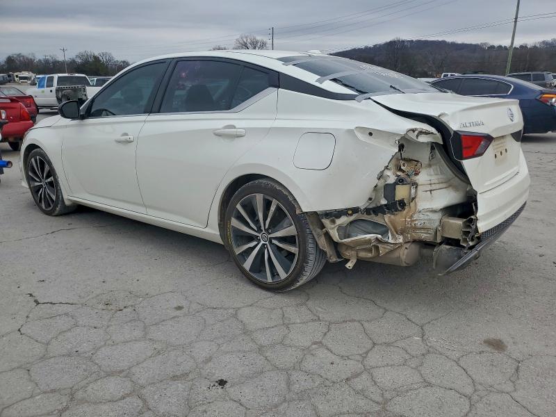 Фото 2 - NISSAN ALTIMA