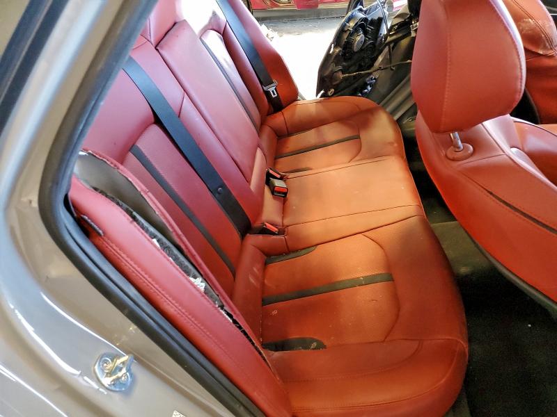 Фото 10 - KIA K5