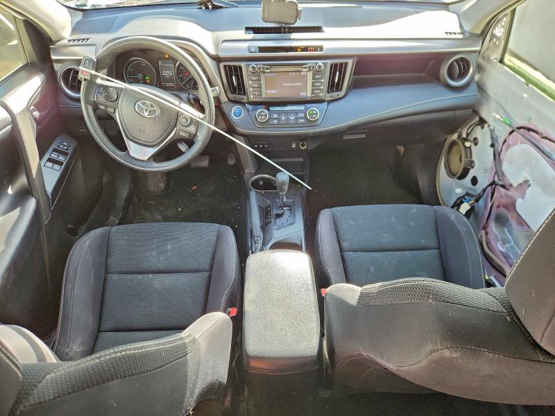 Фото 8 - TOYOTA RAV4