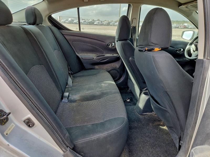 Фото 10 - NISSAN VERSA