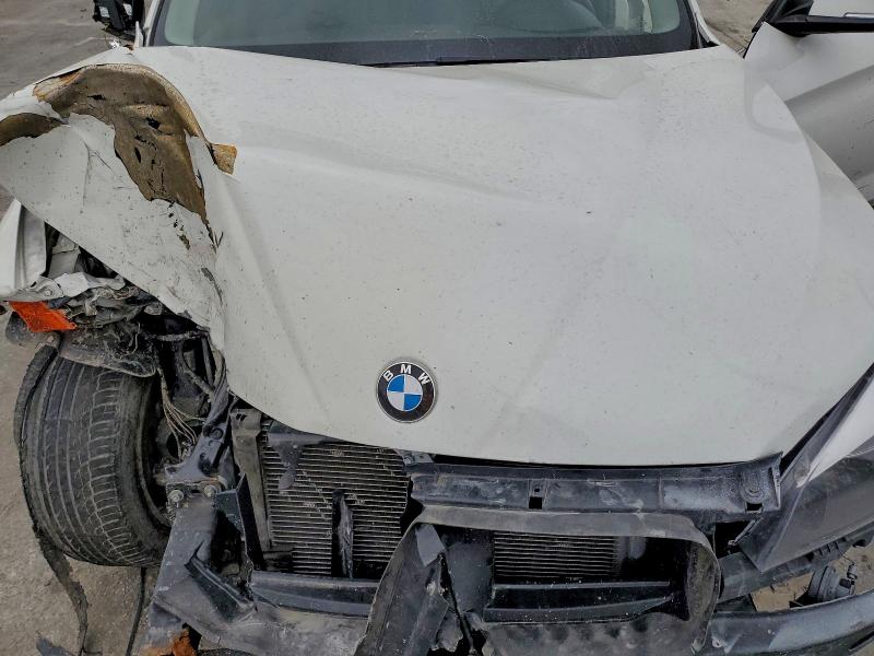 Фото 12 - BMW X1