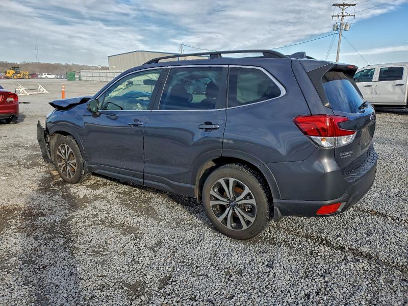 Фото 2 - SUBARU FORESTER