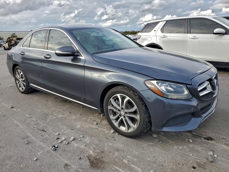 Фото 4 - MERCEDES-BENZ C-CLASS