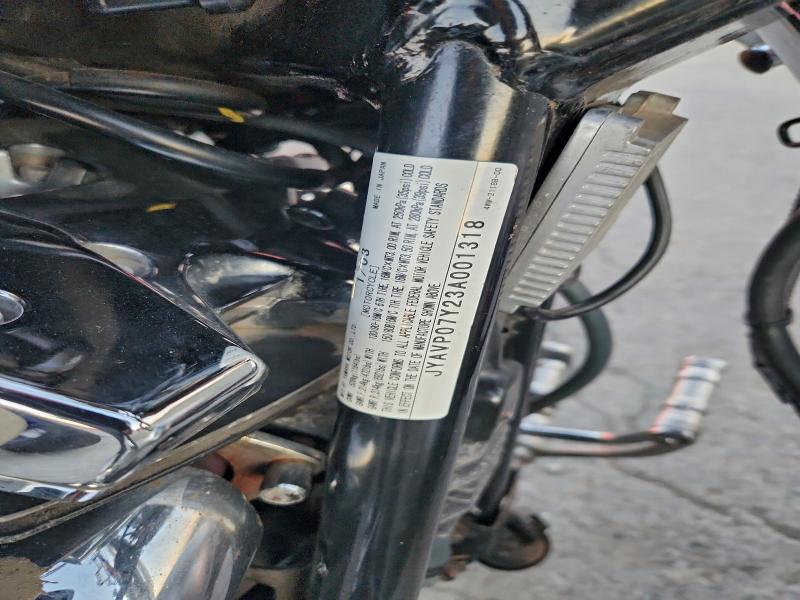 YAMAHA XV1600 AT 2003