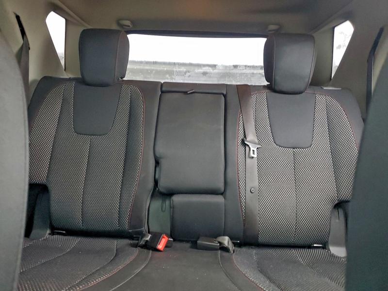 Фото 10 - CHEVROLET EQUINOX