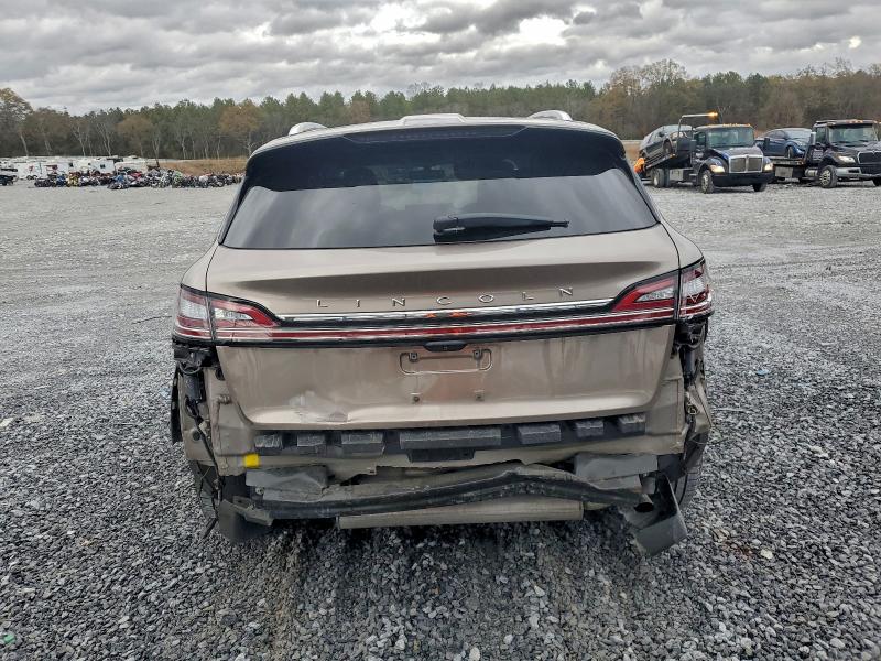 Фото 6 - LINCOLN NAUTILUS