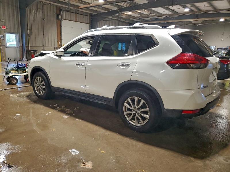 Фото 2 - NISSAN ROGUE