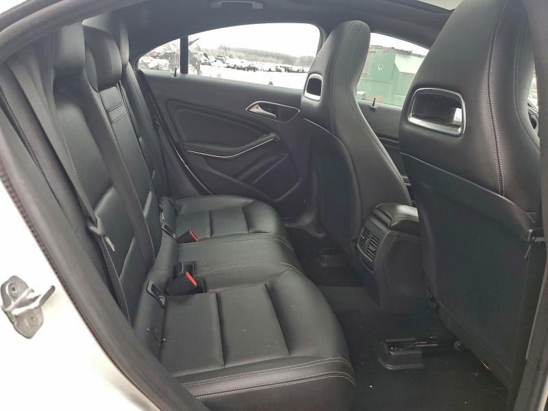 Фото 10 - MERCEDES-BENZ CLA-CLASS