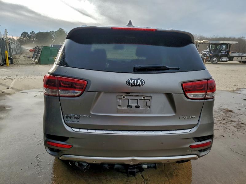 Фото 6 - KIA SORENTO