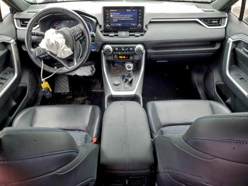 Фото 8 - TOYOTA RAV4