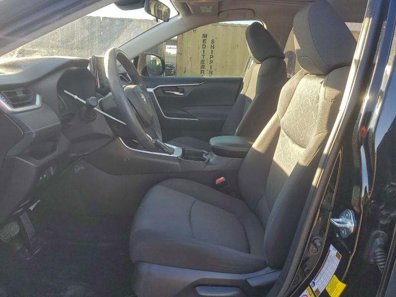 Фото 7 - TOYOTA RAV4