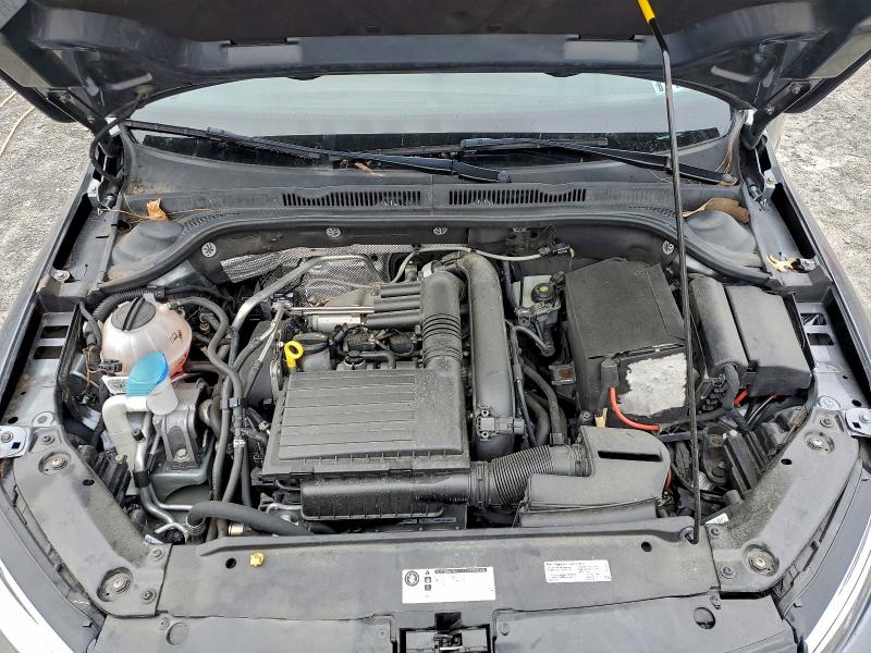 Фото 11 - VOLKSWAGEN JETTA