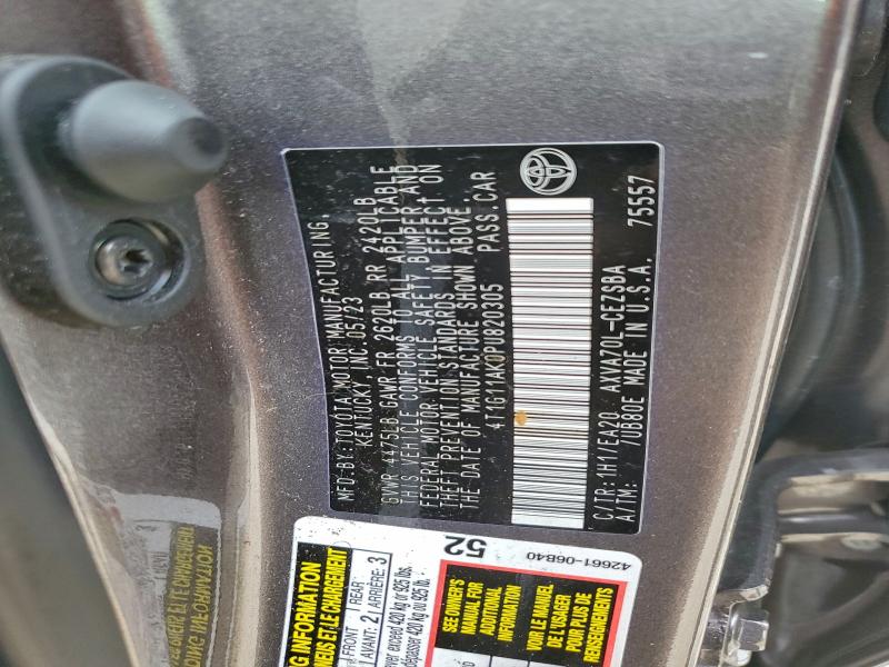 Фото 12 - TOYOTA CAMRY