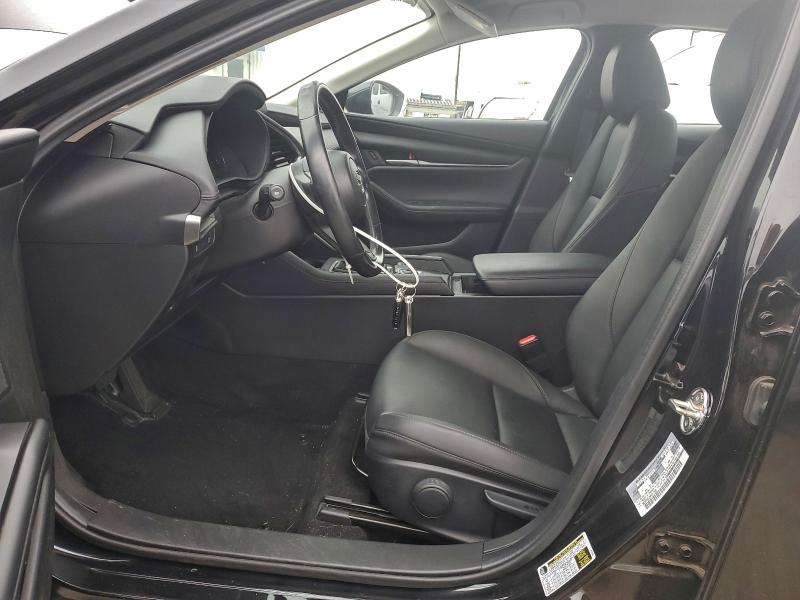 Фото 7 - MAZDA 3