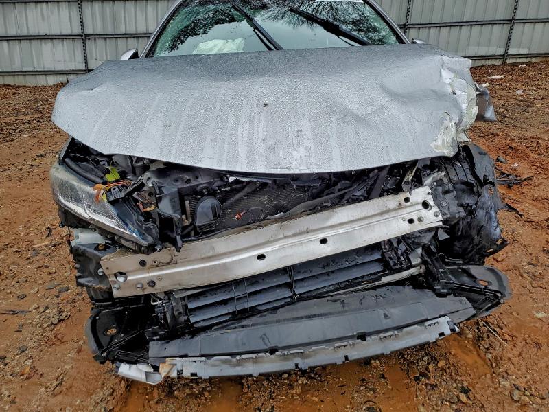 Фото 11 - TOYOTA CAMRY