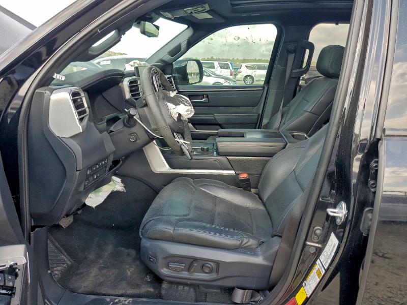 Фото 7 - TOYOTA TUNDRA