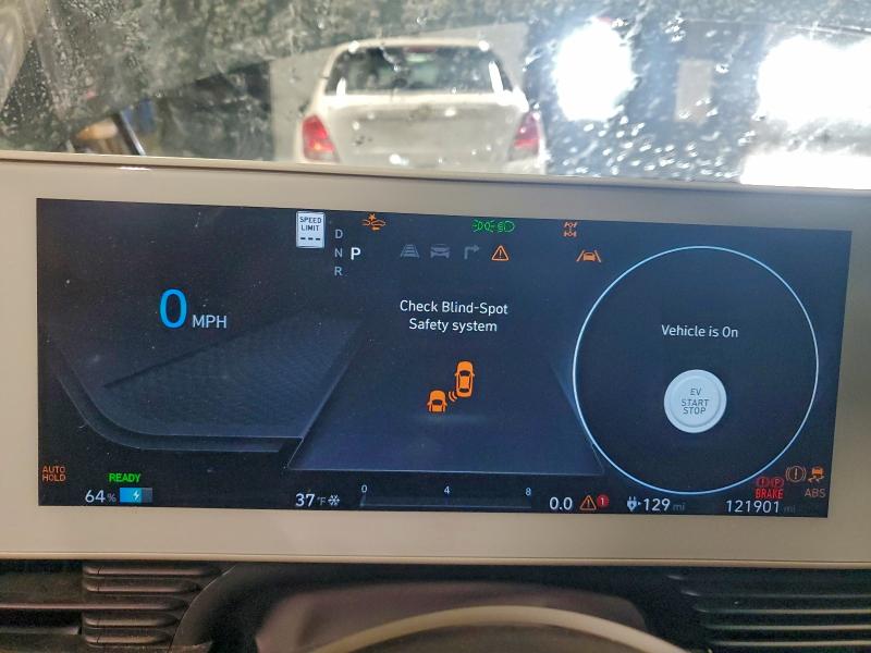 Фото 9 - HYUNDAI IONIQ