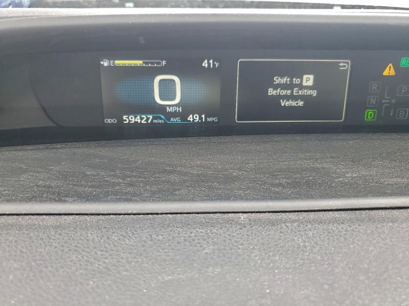 Фото 9 - TOYOTA PRIUS