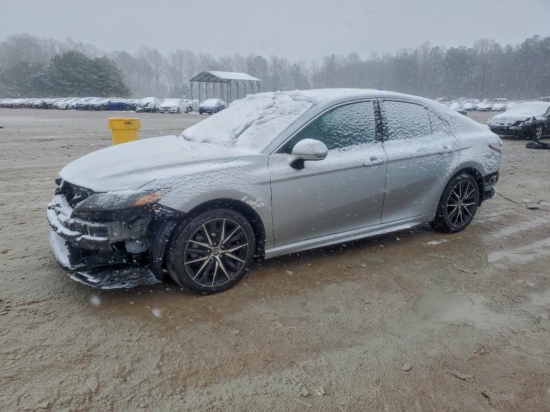 Фото 1 - TOYOTA CAMRY