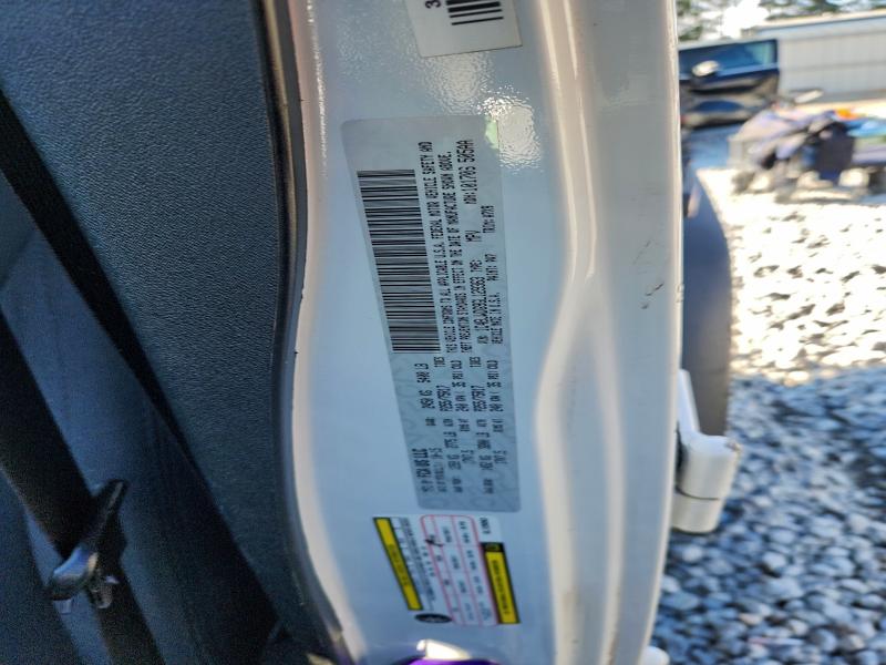 Фото 13 - JEEP WRANGLER