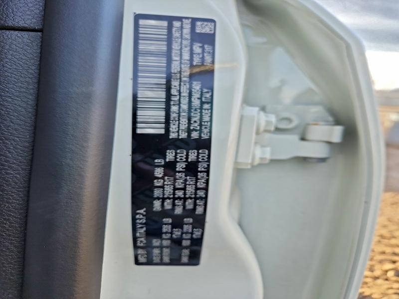 Фото 12 - JEEP RENEGADE