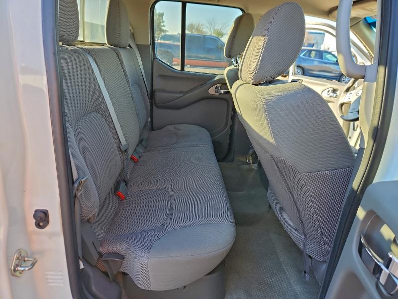 Фото 10 - NISSAN FRONTIER