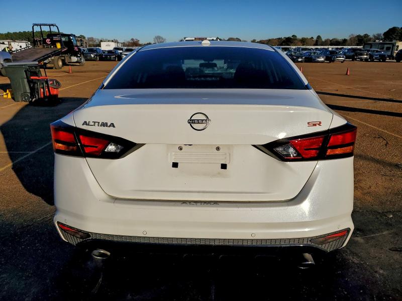 Фото 6 - NISSAN ALTIMA