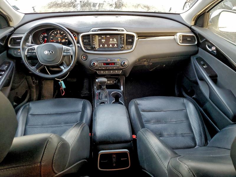 Фото 8 - KIA SORENTO