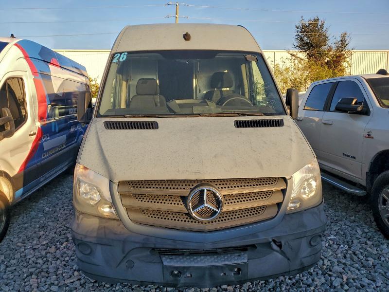 MERCEDES-BENZ SPRINTER 2018 VIN WD3PE7CD9JP625815