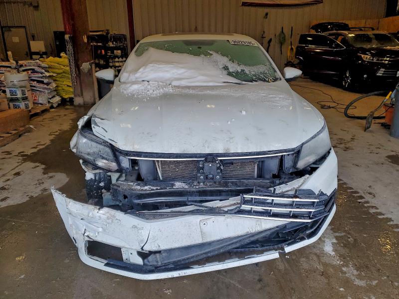 Фото 5 - VOLKSWAGEN PASSAT