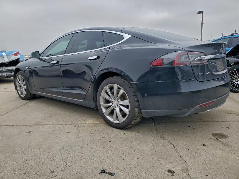 Фото 2 - TESLA MODEL S
