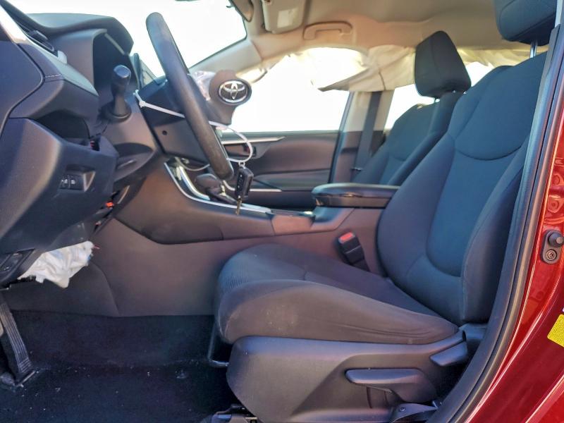 Фото 7 - TOYOTA RAV4