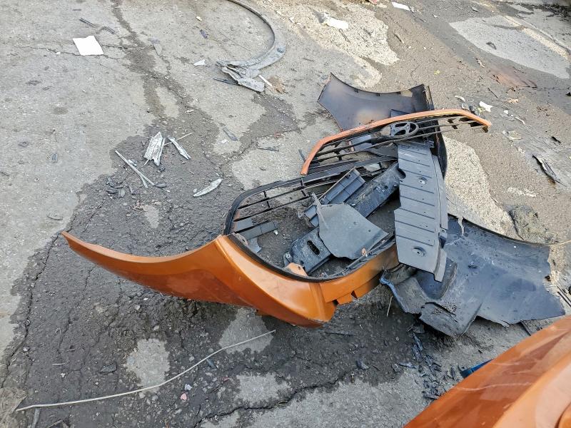 Фото 12 - HYUNDAI VELOSTER