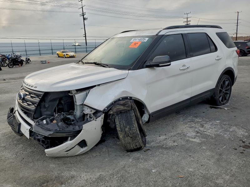 Фото 1 - FORD EXPLORER