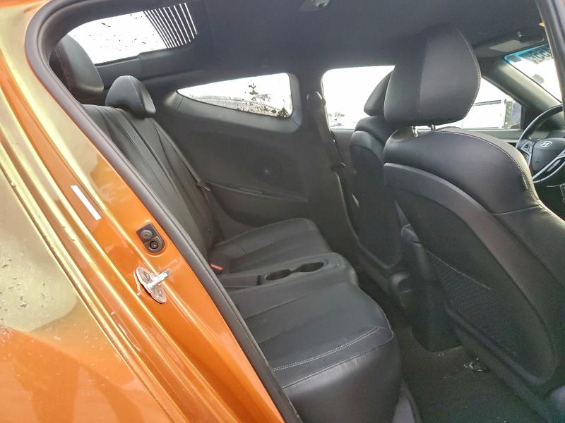 Фото 10 - HYUNDAI VELOSTER