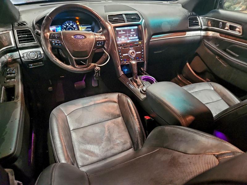 Фото 8 - FORD EXPLORER