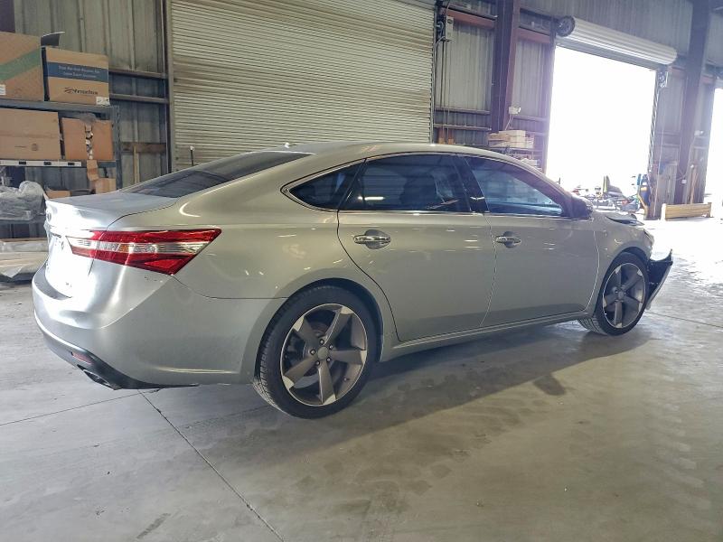 Фото 3 - TOYOTA AVALON