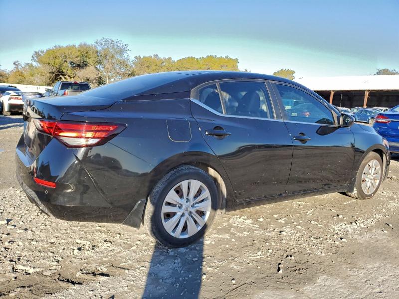 Фото 3 - NISSAN SENTRA