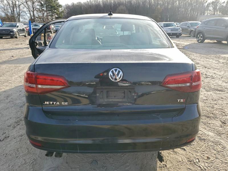 Фото 6 - VOLKSWAGEN JETTA